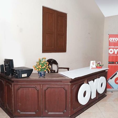 Oyo 405 Wisma Yosoputro Tanjungtirto Buitenkant foto
