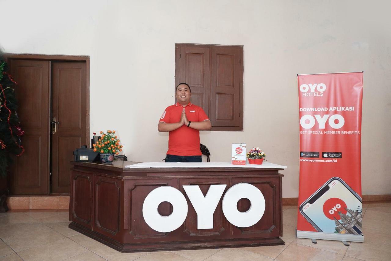Oyo 405 Wisma Yosoputro Tanjungtirto Buitenkant foto