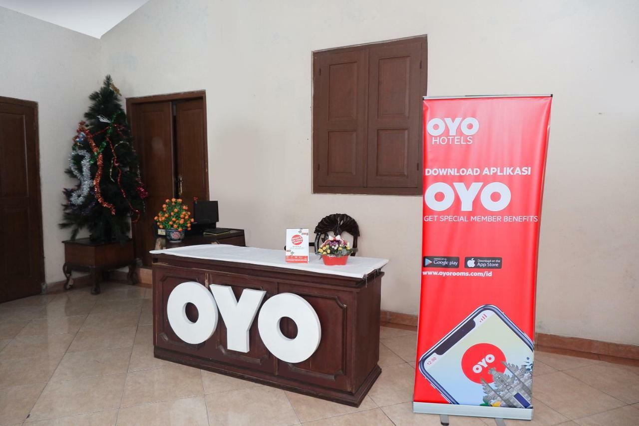 Oyo 405 Wisma Yosoputro Tanjungtirto Buitenkant foto